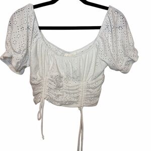 Urban Romantics White Eyelet Puff Sleeve Ruched Crop Top – Size L